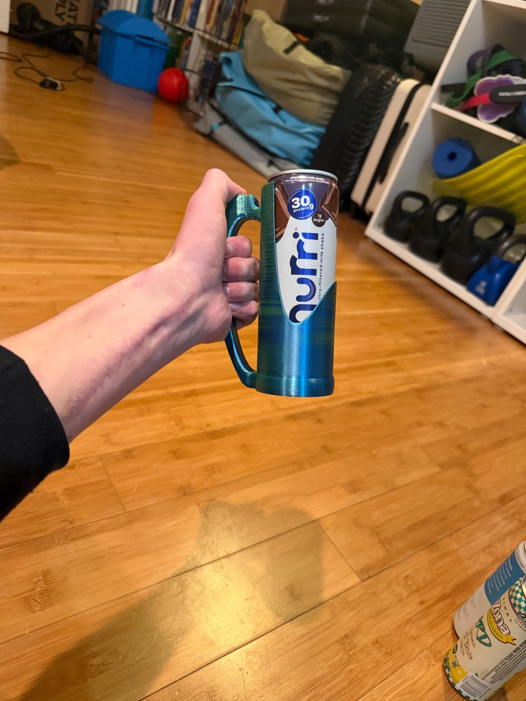 12oz Skinny Drink Can Holder with Handle!