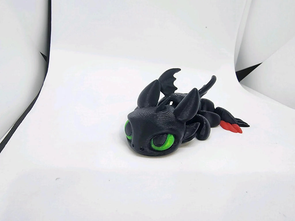 Articulating Toothless Dragon 9 Inch Flexi | 3D Printed Night Fury | Poseable Dragon Fidget Toy | Desk Toy | Dragon Gift